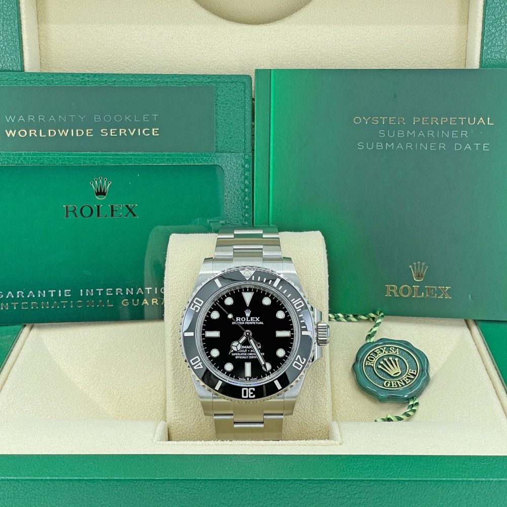 Rolex Submariner 41 mm Oystersteel Ref# 124060