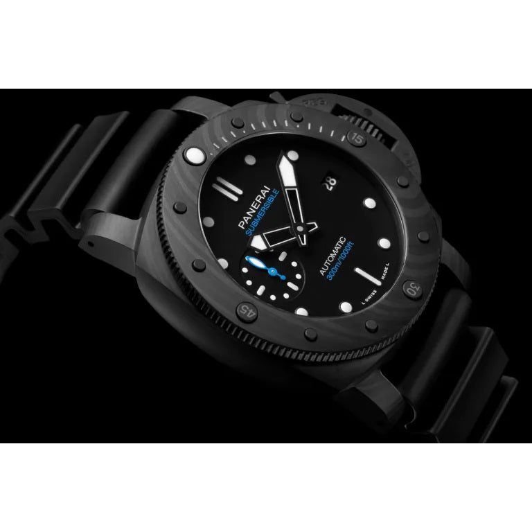 Panerai Submersible Carbotech™ Ref# PAM01231