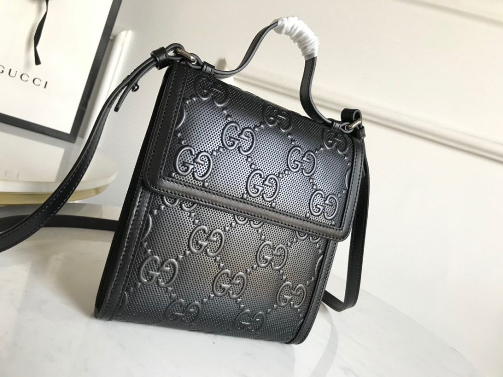 Gucci GG Embossed Messenger Bag Black GG Embossed For Men 8.1in/20.5cm GG 625782 1W3AN 1000465 - Crozus