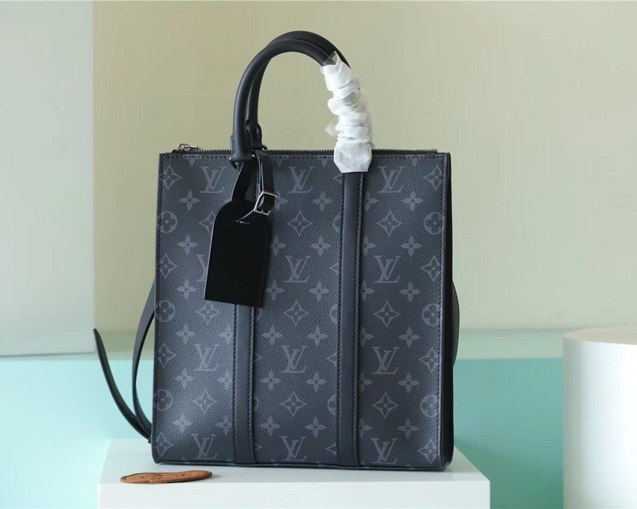 Louis Vuitton Sac Plat Cross Monogram Eclipse Reverse Canvas For Men, Men's Bags, Shoulder And Crossbody Bags 11.2in/28.5cm LV M59664 - Crozus