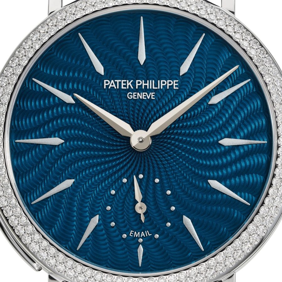 Ladies' Patek Philippe Grand Complication, 18k White Gold with  set 194 Diamonds, 36mm, Ref# 7040/250G-001