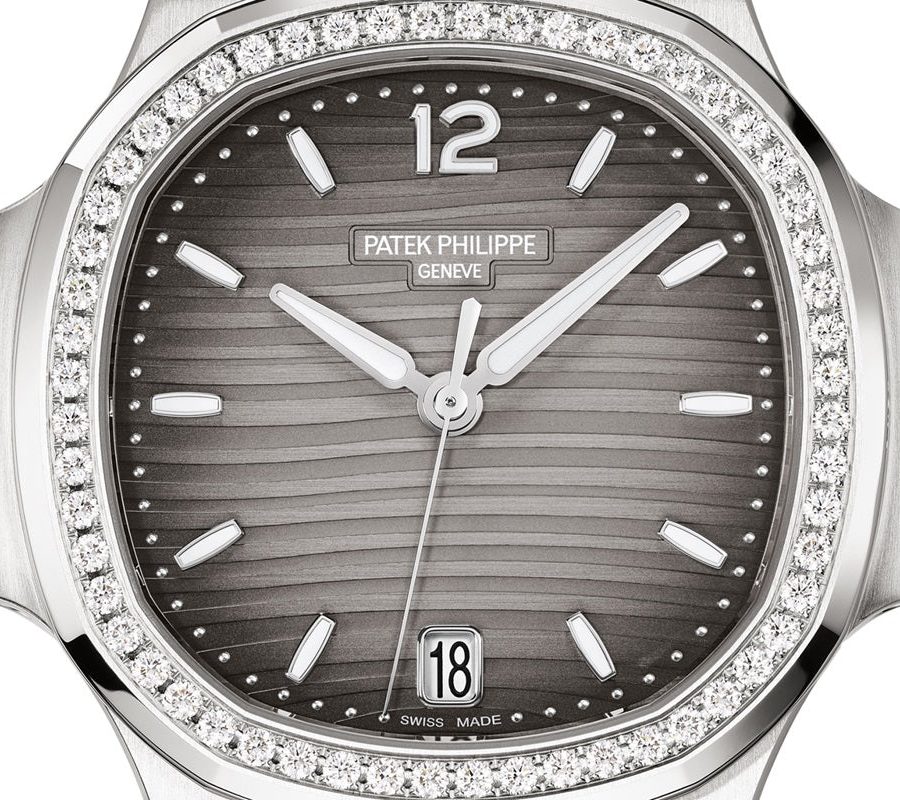 Patek Philippe Nautilus, Ref# 7118/1200A-011