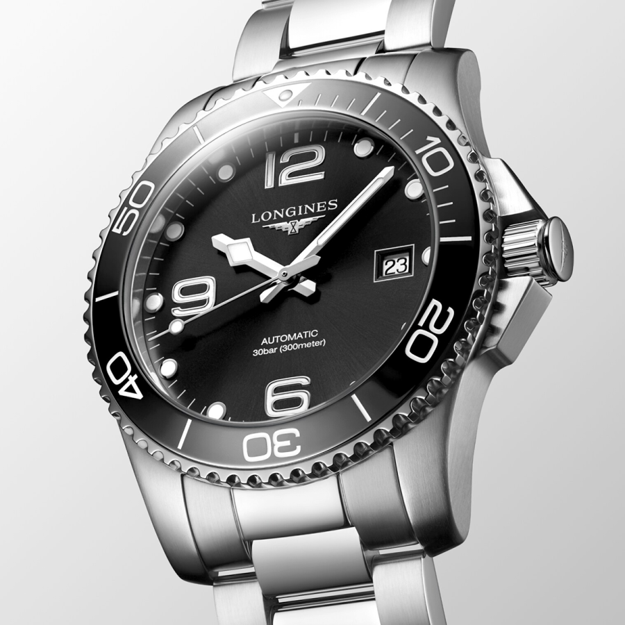 HydroConquest 41mm Black Dial & Bezel Automatic Bracelet Watch