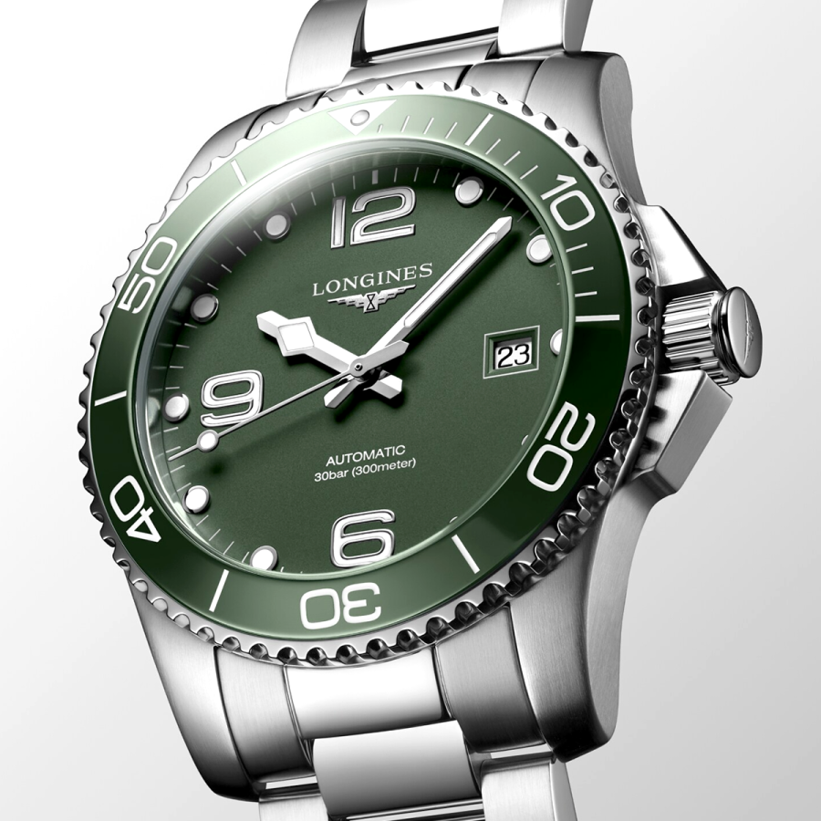 HydroConquest 41mm Green Dial & Ceramic Bezel Men's Bracelet Watch