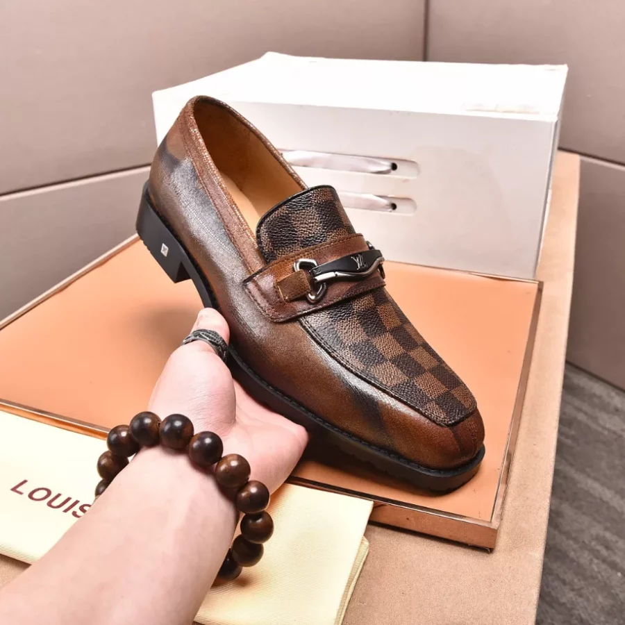 Louis Vuitton Loafer - LL17