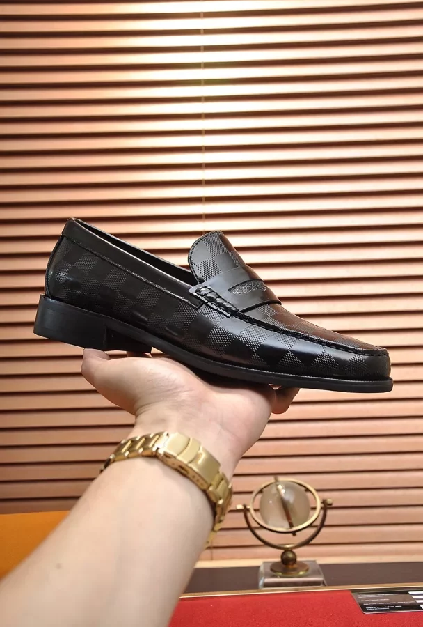 Louis Vuitton Loafer - LL23