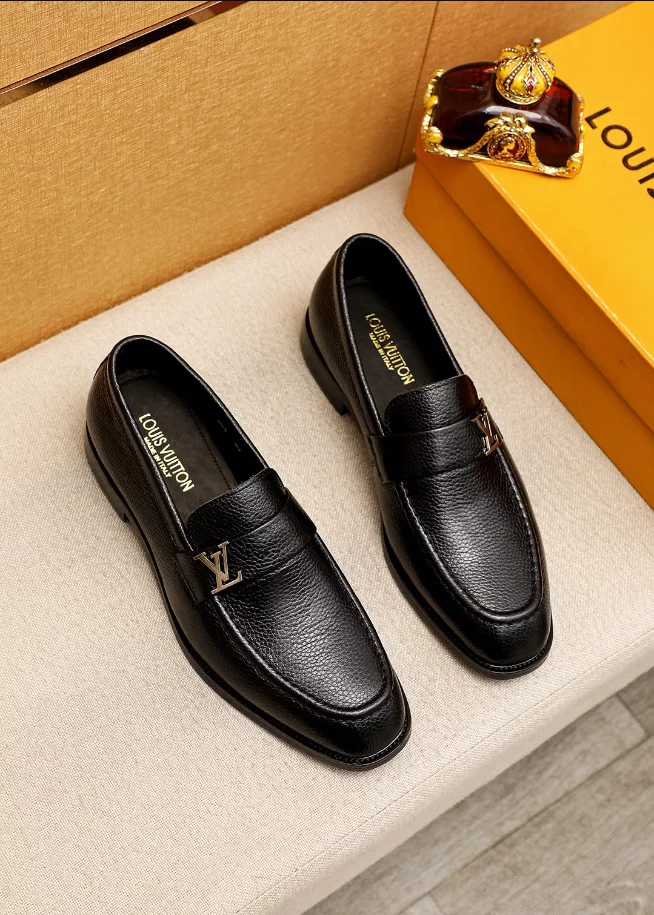 Louis Vuitton Loafer - LL24