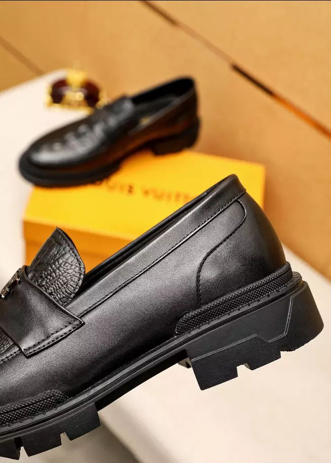 Louis Vuitton Loafer - LL32