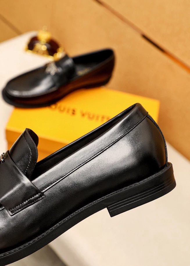 Louis Vuitton Loafer - LL35