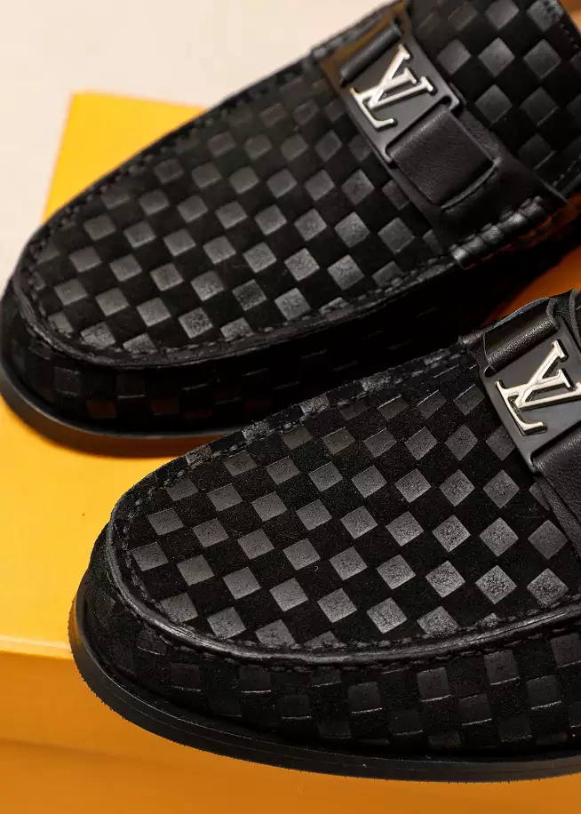 Louis Vuitton Loafer - LL36