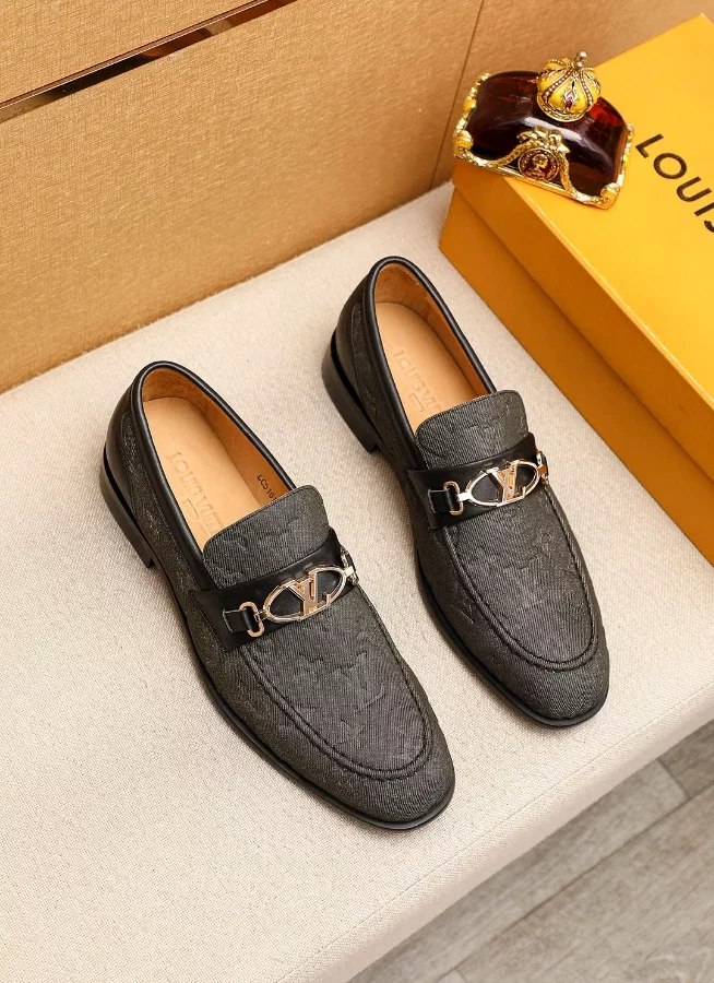 Louis Vuitton Major Loafer - LL07