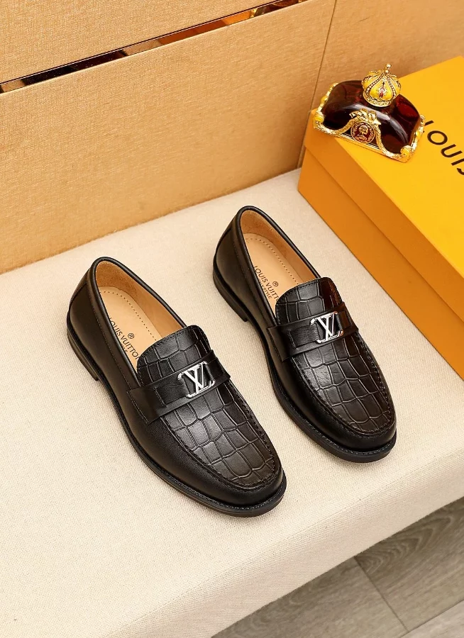 Louis Vuitton Major Loafer - LL27