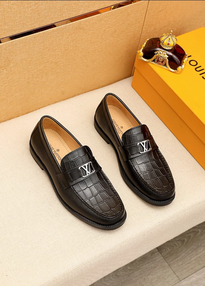 Louis Vuitton Major Loafer - LL27