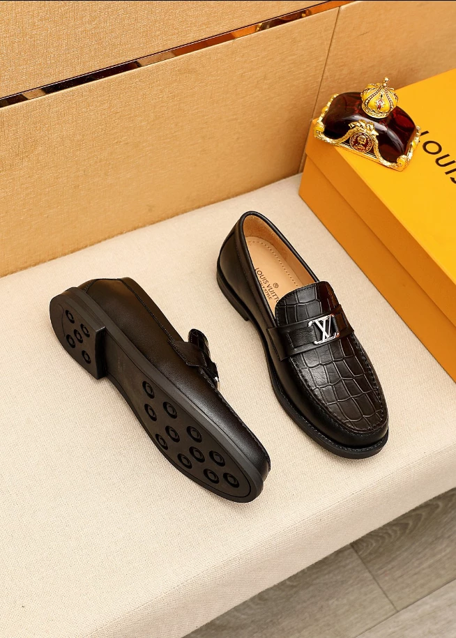 Louis Vuitton Major Loafer - LL27