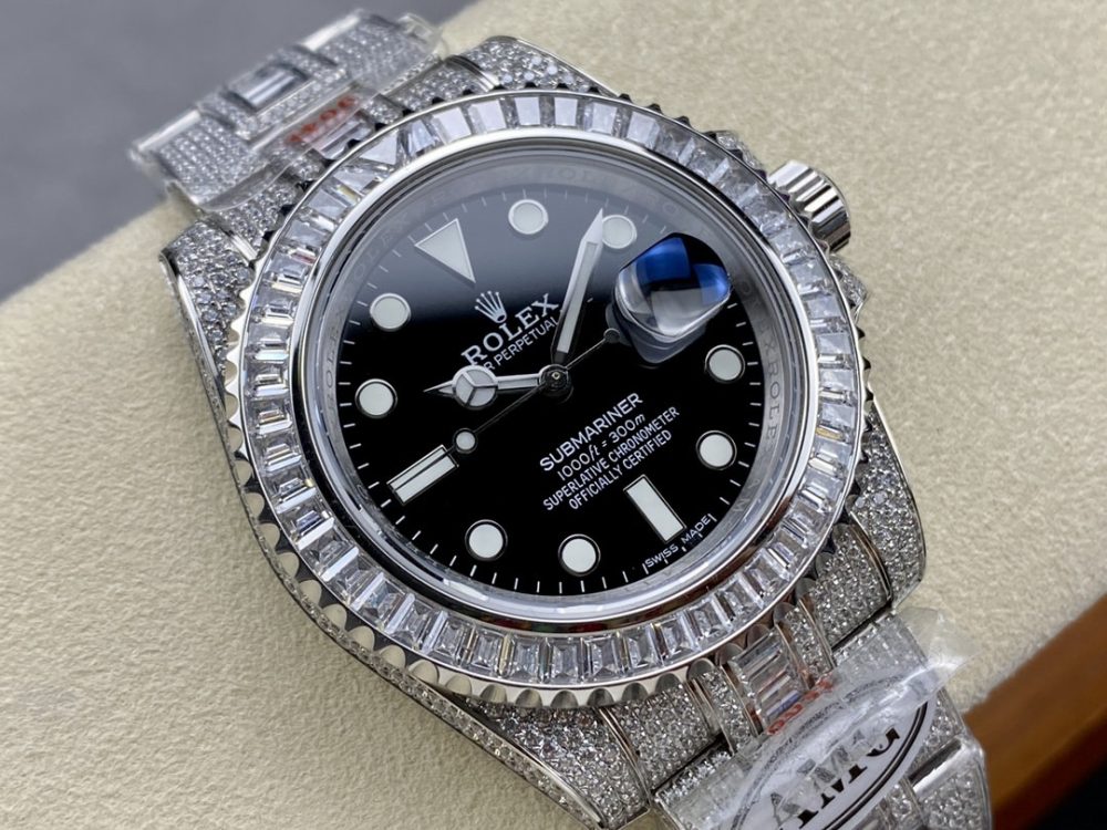 Rolex Submariner Iced Out Ref.116610LN-1 41mm Black Dial