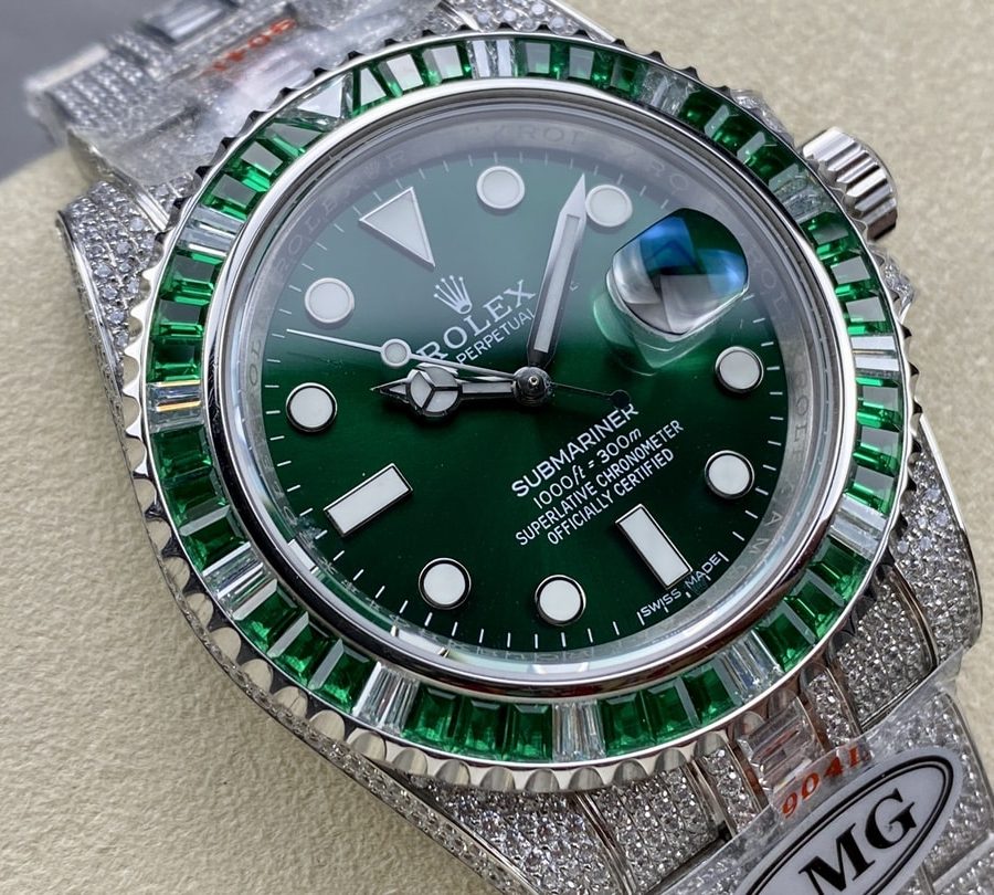 Rolex Submariner Iced Out Ref.116610LV-2 41mm Green Dial