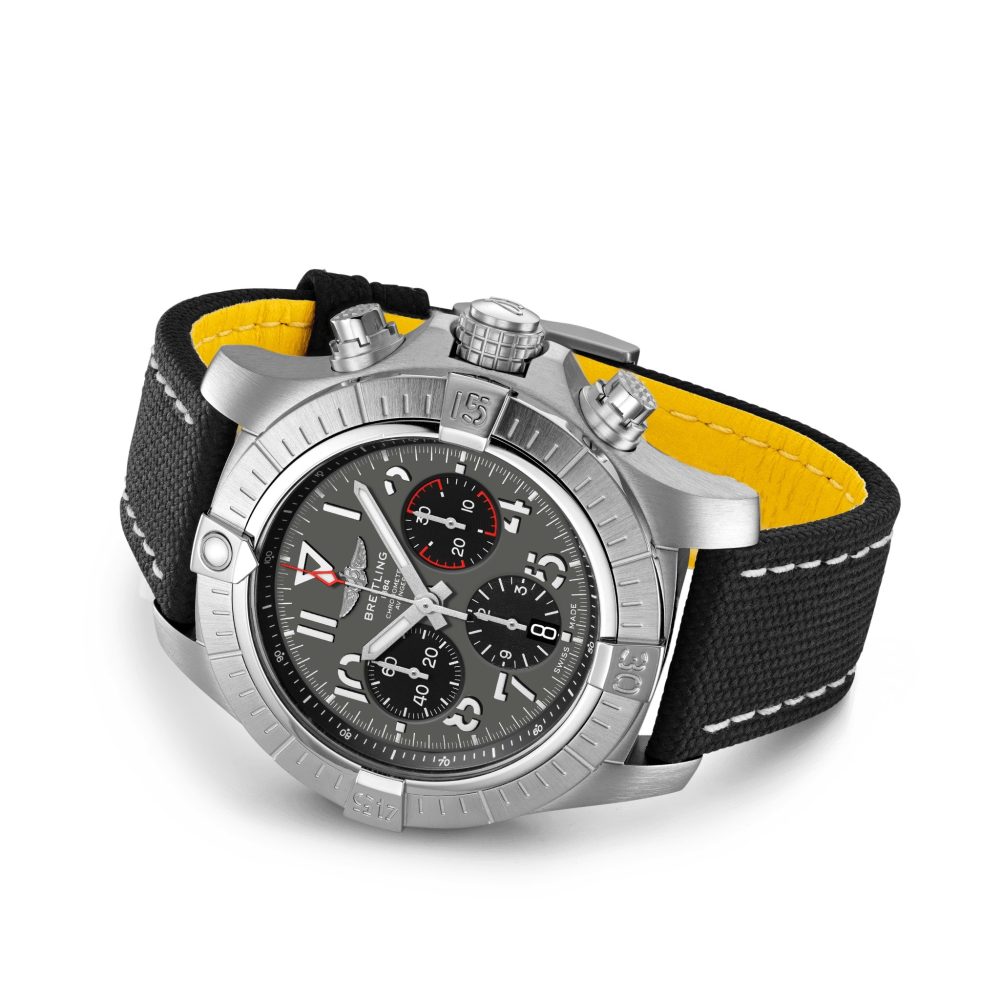 Breitling Avenger B01 CHRONOGRAPH Ref# AB01821A1B1X1