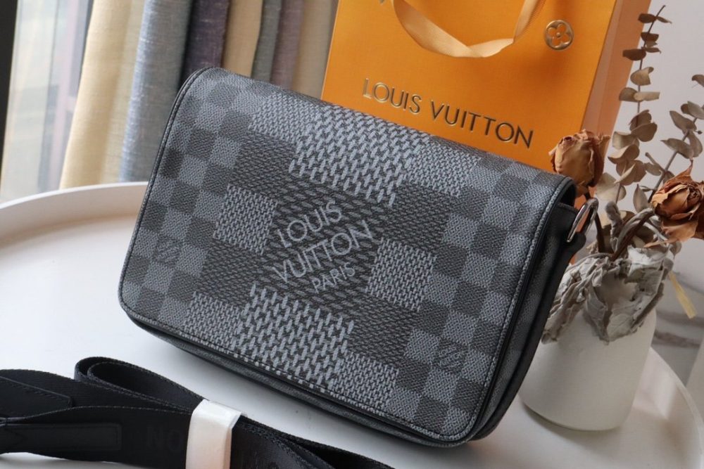 Louis Vuitton Studio Messenger Damier Graphite Gray For Men, Men's Bags, Shoulder And Crossbody Bags 9.3in/25.3cm LV N50013 - Crozus