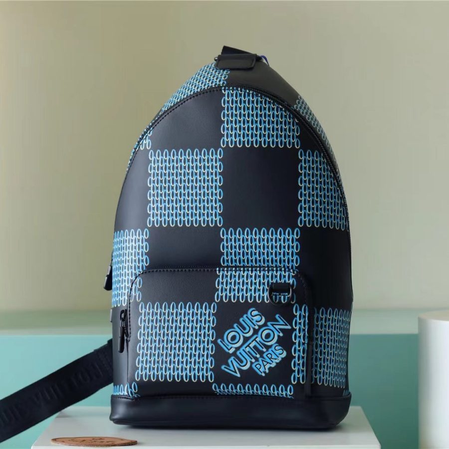 Louis Vuitton Racer Damier Spray Blue For Men, Men's Backpacks 16in/41cm LV  - Crozus