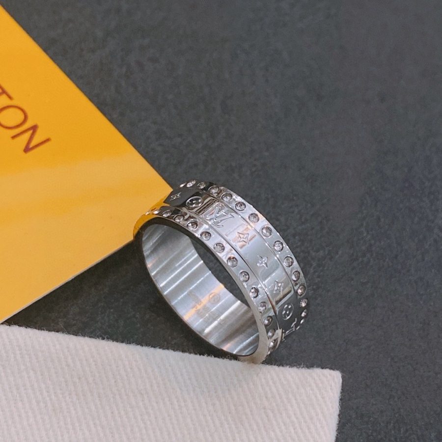 Louis Vuitton Ring - Crozus